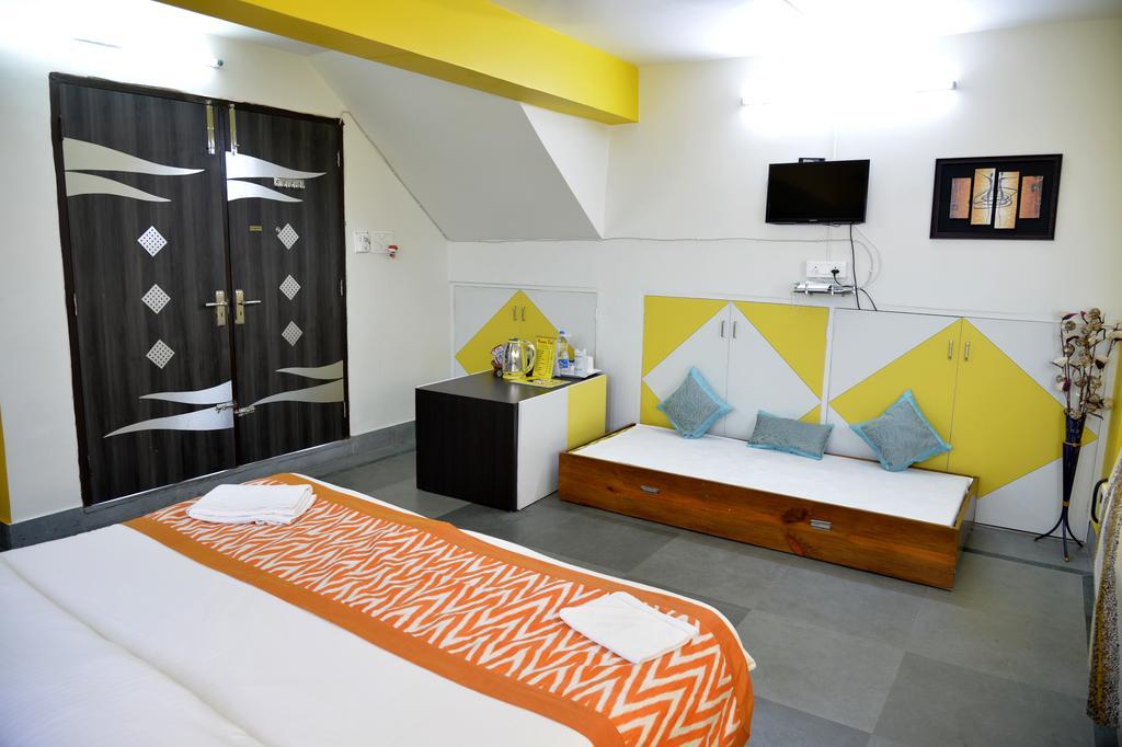 Ghosh Villa Guest House Calcutta Exteriör bild